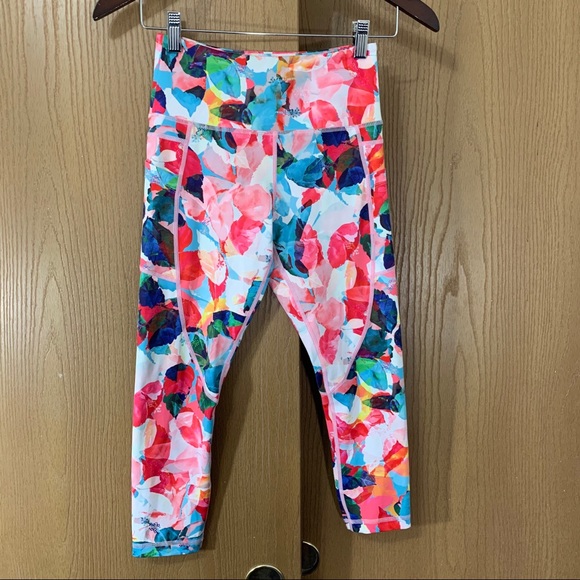 Zyia Floral High Rise LightnTight Leggings Pocket - Picture 10 of 10